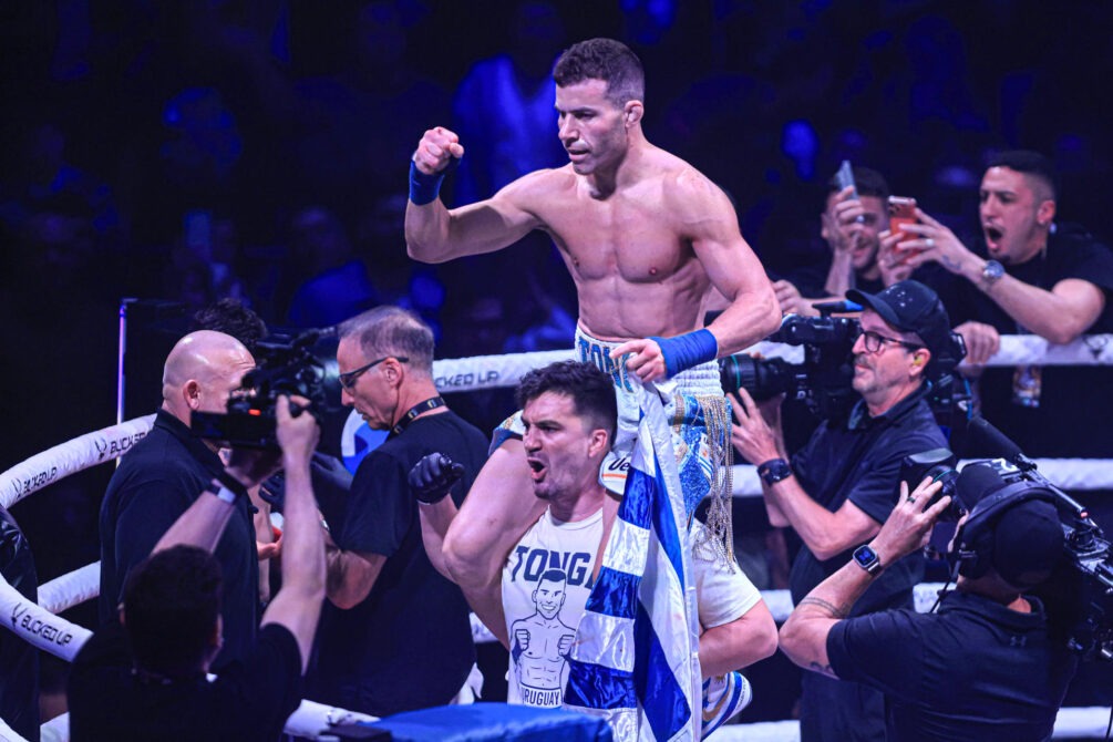 Tonga Reyno triunfa en el debut del boxeo a puño limpio Tonga Reyno triunfa en el debut del boxeo a puño limpio