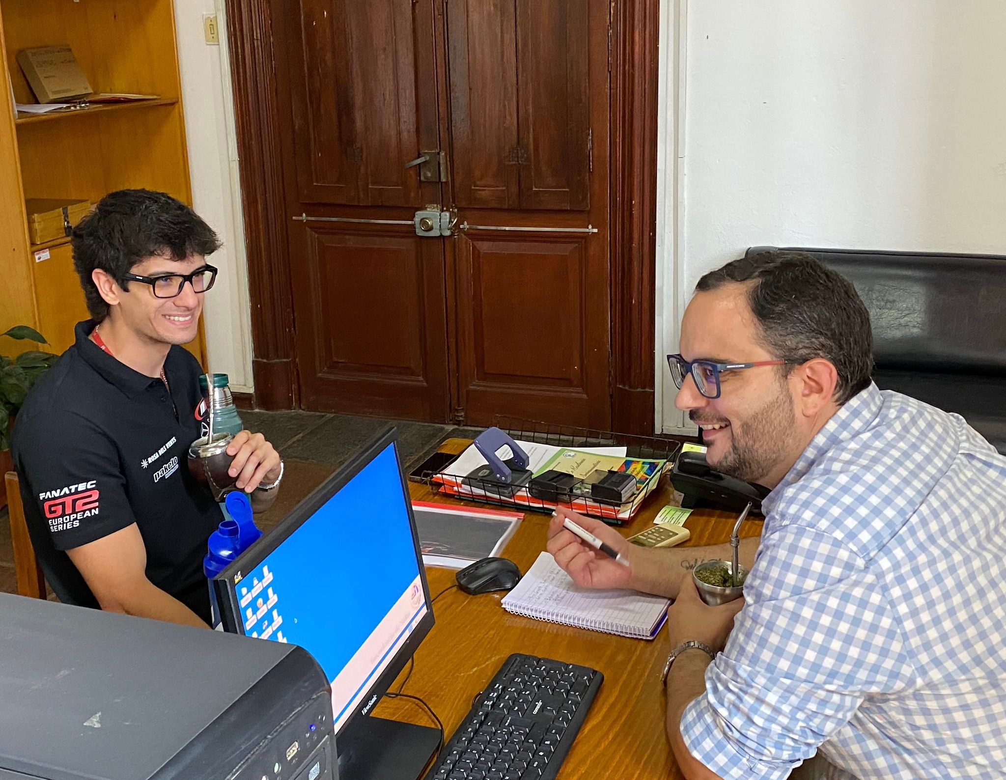 El Director de Desarrollo Social recibió al piloto salteño Tomás Granzella El Director de Desarrollo Social recibió al piloto salteño Tomás Granzella