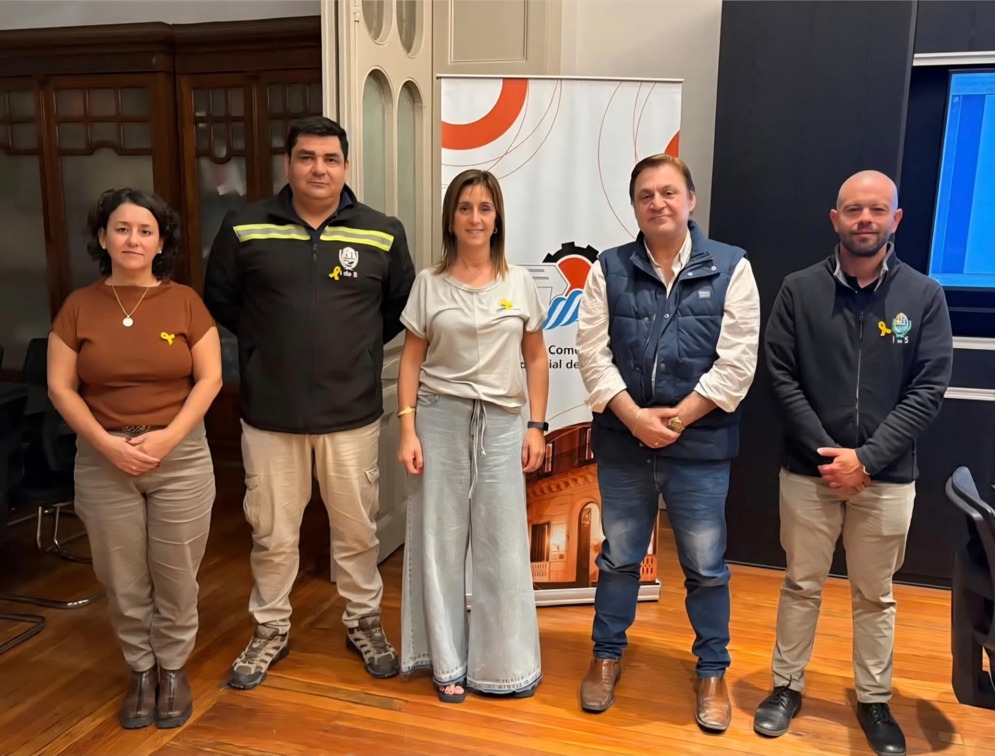 Gobierno de Salto y Centro Comercial coordinan acciones en el marco de Mayo Amarillo Gobierno de Salto y Centro Comercial coordinan acciones en el marco de Mayo Amarillo