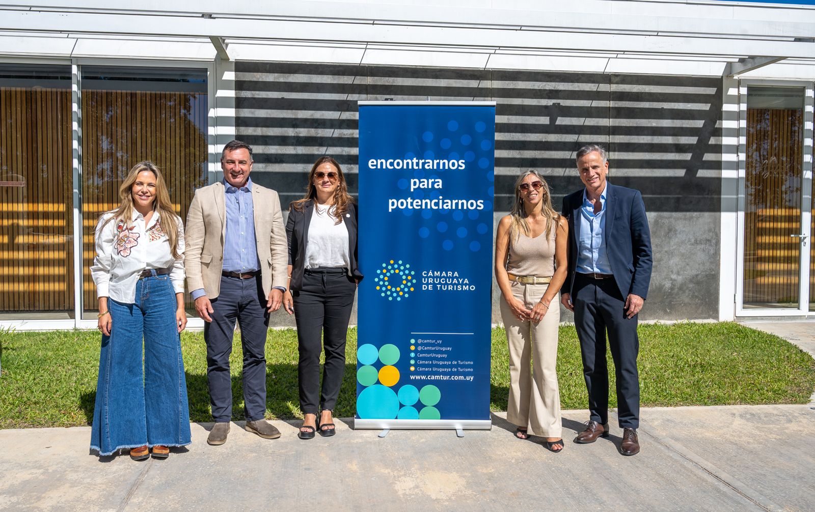 CAMTUR Conecta reunió en Salto a referentes del turismo para fortalecer la integración regional CAMTUR Conecta reunió en Salto a referentes del turismo para fortalecer la integración regional
