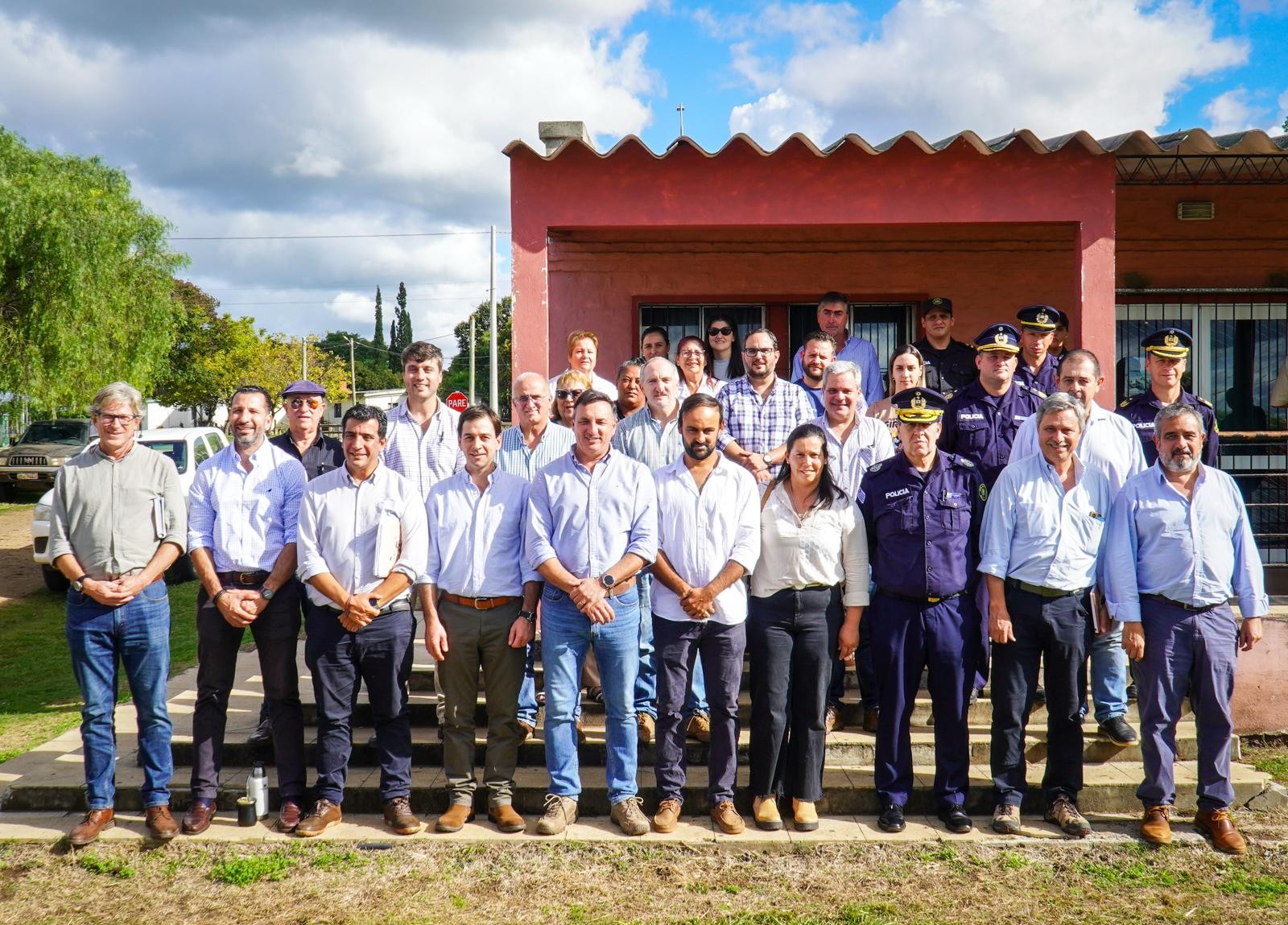 Albisu cerró en Pueblo Biassini la gira interinstitucional por el interior del departamento Albisu cerró en Pueblo Biassini la gira interinstitucional por el interior del departamento