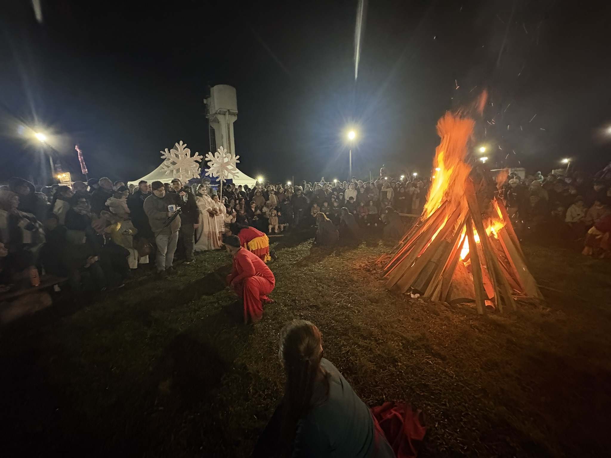 Miles de personas disfrutaron de una exitosa edición de la Fiesta de San Juan en Termas del Daymán Miles de personas disfrutaron de una exitosa edición de la Fiesta de San Juan en Termas del Daymán