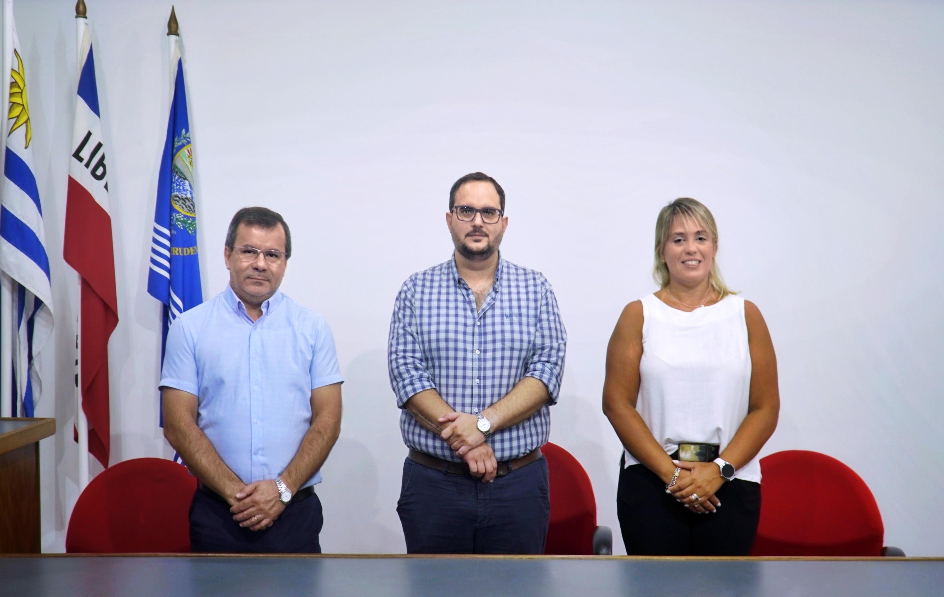 Jóvenes salteños fueron beneficiados con becas de estudio a través del convenio entre la Intendencia y CTC Salto Jóvenes salteños fueron beneficiados con becas de estudio a través del convenio entre la Intendencia y CTC Salto
