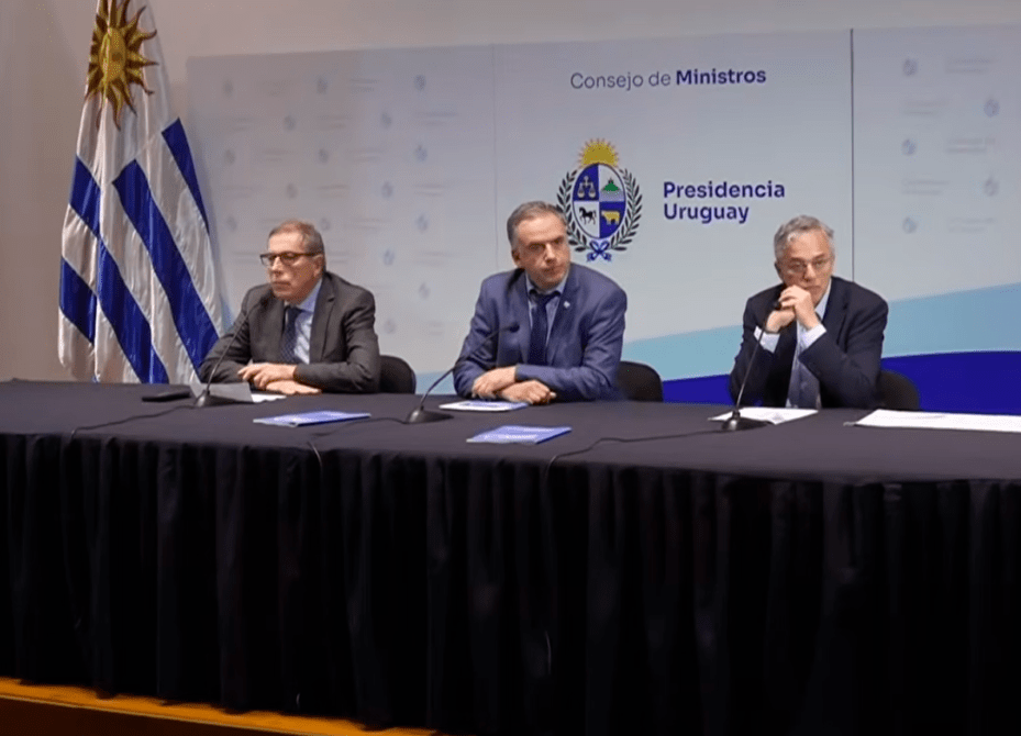 Diálogo social: el gobierno presenta documento final Diálogo social: el gobierno presenta documento final