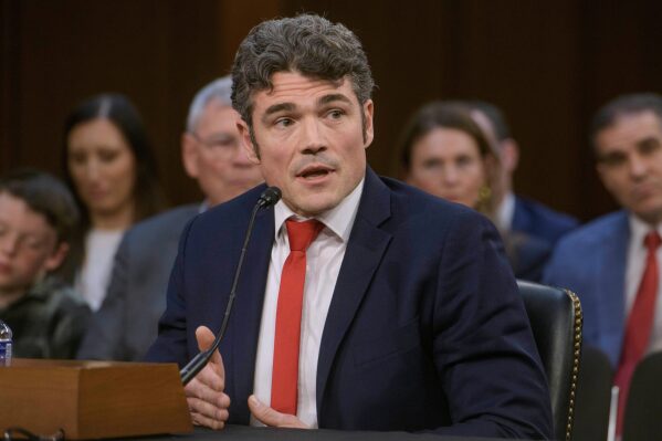 Renunció Joe Kent y afirma que Trump fue engañado hacia la guerra en Irán Renunció Joe Kent y afirma que Trump fue engañado hacia la guerra en Irán