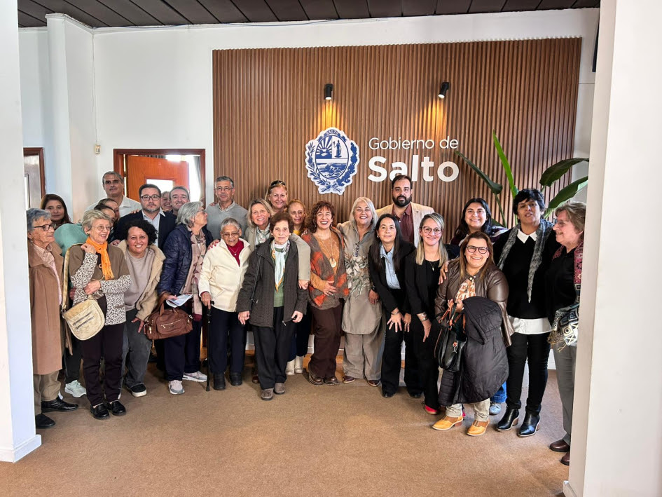 Políticas de cuidados y derechos de las personas mayores centraron sesión de Cipem en Salto Políticas de cuidados y derechos de las personas mayores centraron sesión de Cipem en Salto