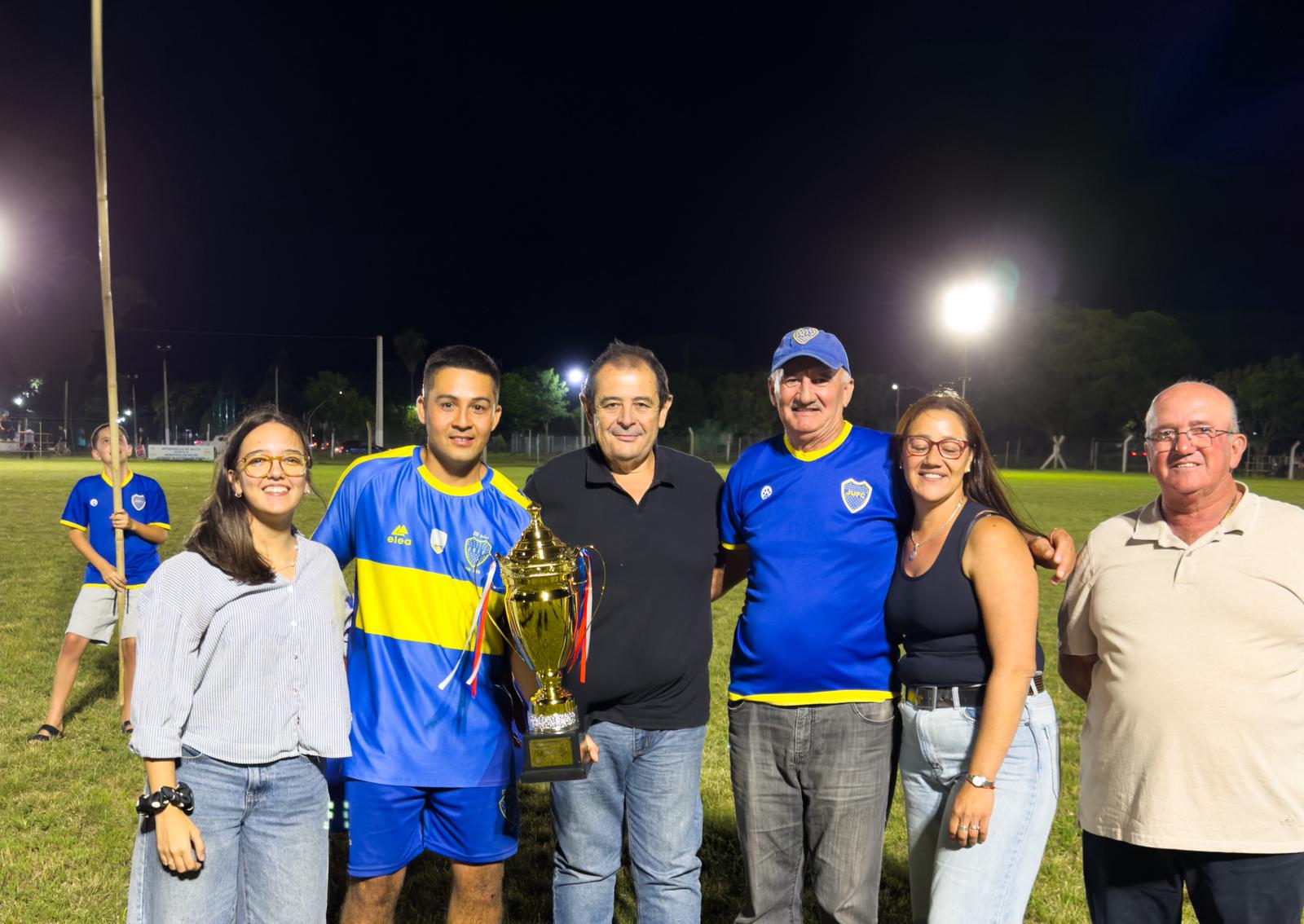 El Gobierno de Salto acompañó el cierre del Torneo Clausura de Fútbol en Pueblo Belén El Gobierno de Salto acompañó el cierre del Torneo Clausura de Fútbol en Pueblo Belén