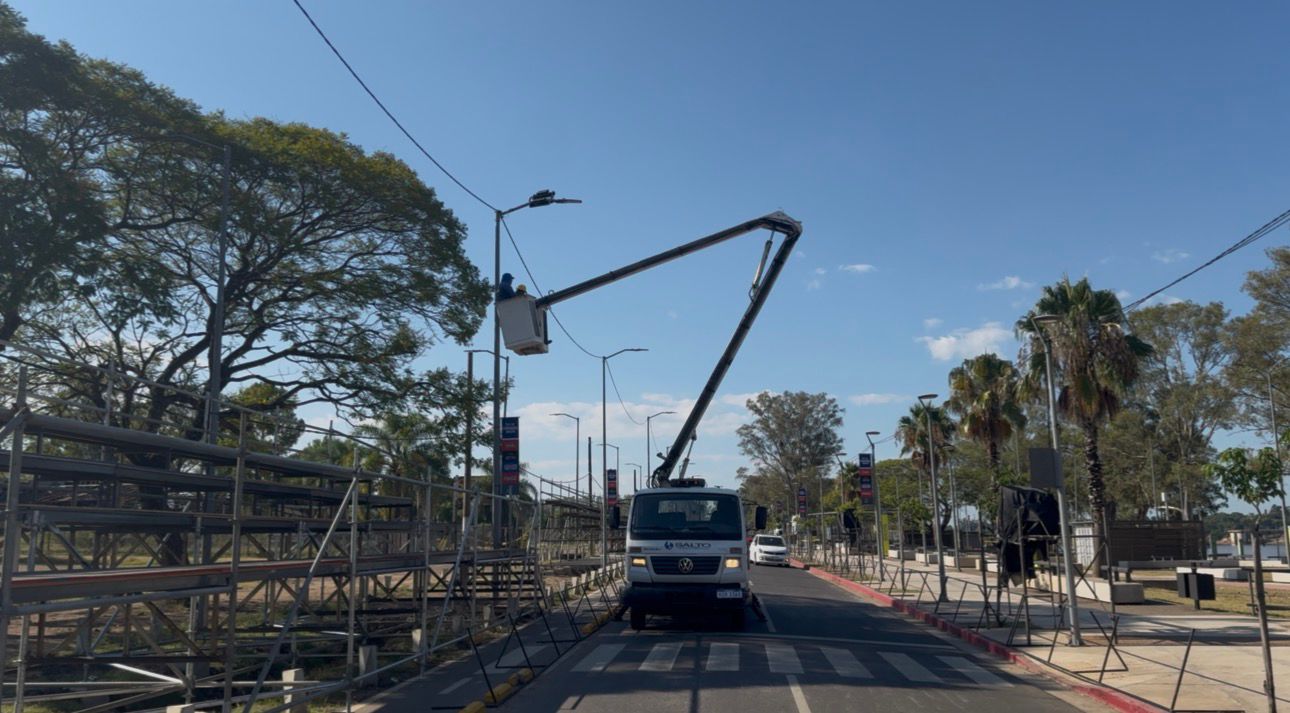 Intensos trabajos en Costanera Norte de cara a los desfiles de las Escuelas de Samba Intensos trabajos en Costanera Norte de cara a los desfiles de las Escuelas de Samba
