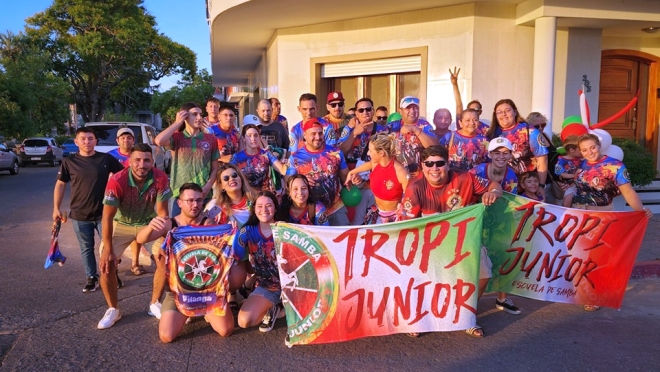 ¡Tropi Junior es la tricampeona del Carnaval Samba de Salto!