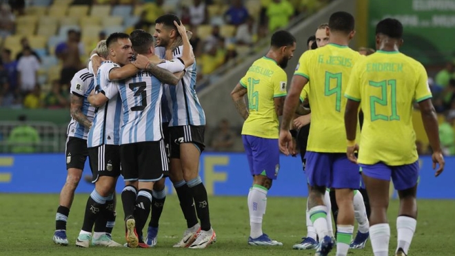 Argentina gana en Maracaná y deja a Brasil en crisis