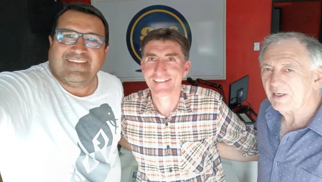 La visita a la Radio del Diputado por el Frente Amplio Dr Álvaro Lima.