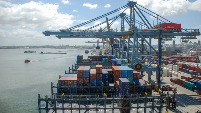 Fiscalía volvió a archivar denuncia por concesión de terminal de contenedores del puerto