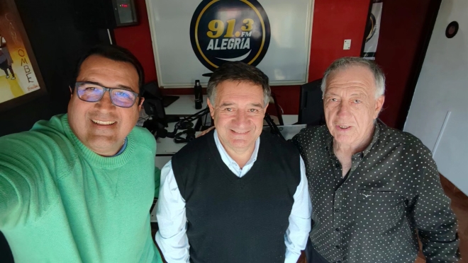 La visita a la Radio de “Pepe” De Mora integrante del equipo a la Diputacion del Dr Álvaro Lima Lista 933 ENFA Frente Ampli