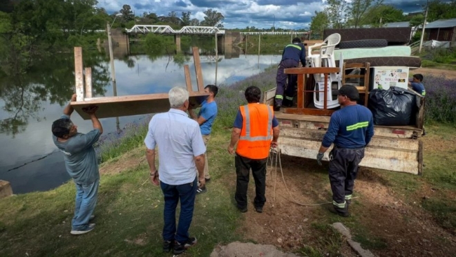 Más de 700 desplazados por inundaciones en Salto, Artigas y Paysandú