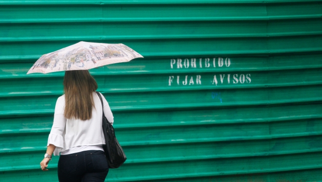 Doble advertencia naranja y amarilla por “tormentas fuertes” para casi todo el territorio uruguayo