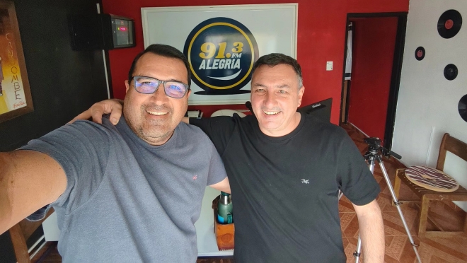 La visita a la Radio del Dr Carlos Albisu Candidato a la Intendencia de Salto por la Coalición Republicana. Ideas, propuestas y el mensaje final rumbo al 11 de mayo