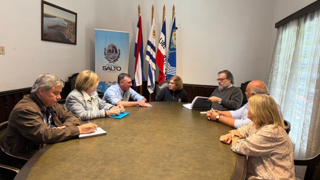 COMENZÓ LA TRANSICIÓN EN SALTO: PRIMER ENCUENTRO ENTRE ALBISU Y URROZ