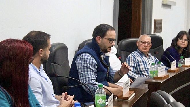 Facundo Marziotte Edil Departamental: Sobre los ceses