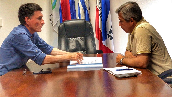 Mantuve una reunión en la Secretaría Nacional de Deporte (SENADE).
