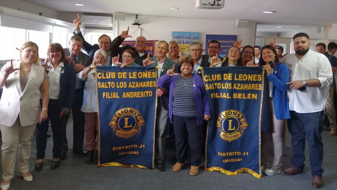 El Club de Leones Salto Los Azahares fundo dos Clubes filiales está tarde. El Club de Leones Salto Los Azahares fundo dos Clubes filiales está tarde.