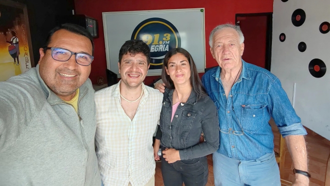 La visita a la Radio del Contador Ignacio Tomas Frente Amplio