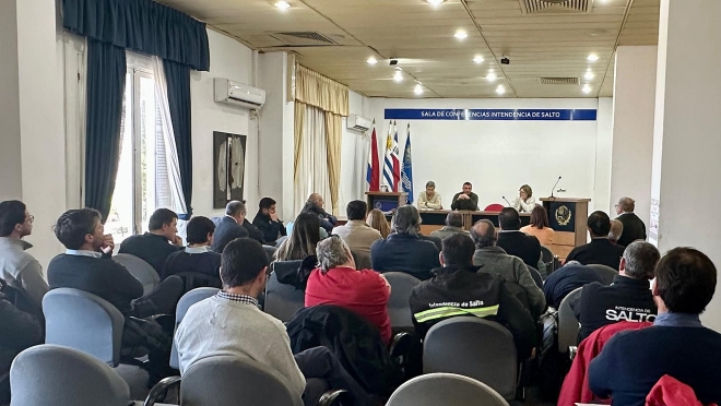 Albisu reunió gabinete para informar sobre crisis financiera en la Intendencia